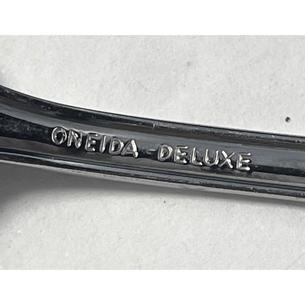 Oneida Deluxe Anticipation Stainless Steel - 3 Oval Soup Spoon Glossy Finish - Picture 3 of 3